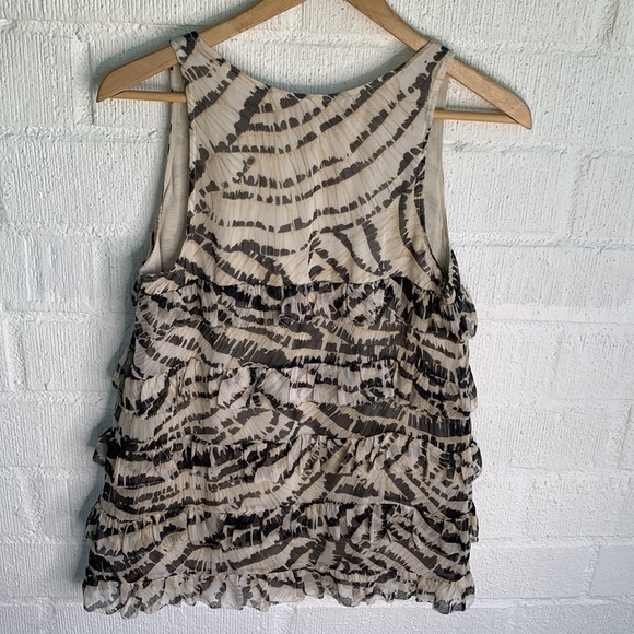 Diane Von Furstenberg Silk Pitonesa Ruffled Chiffon A-Line Tank Top Sz 4 - Picture 2 of 6
